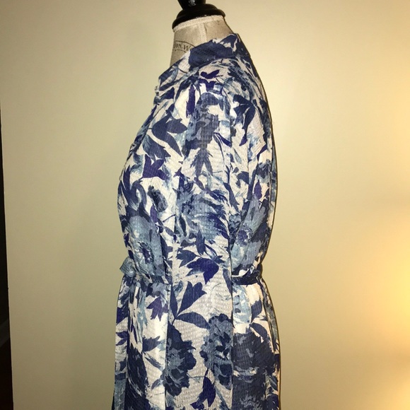 A Pea in the Pod Paris Blues Maternity Shirt Dress - Picture 5 of 8